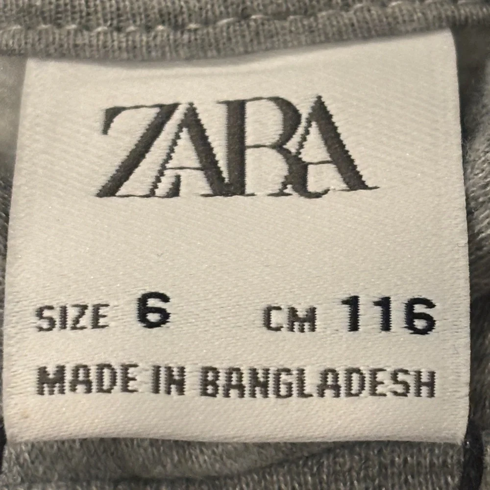Zara Girl’s Light Gray Hoodie Size 6